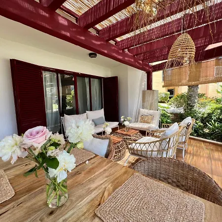 Luxury Marina De Sotogrande Playa Y Jardin Apartment